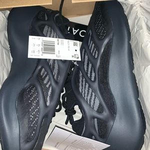 Yeezy Alvah Sneakers